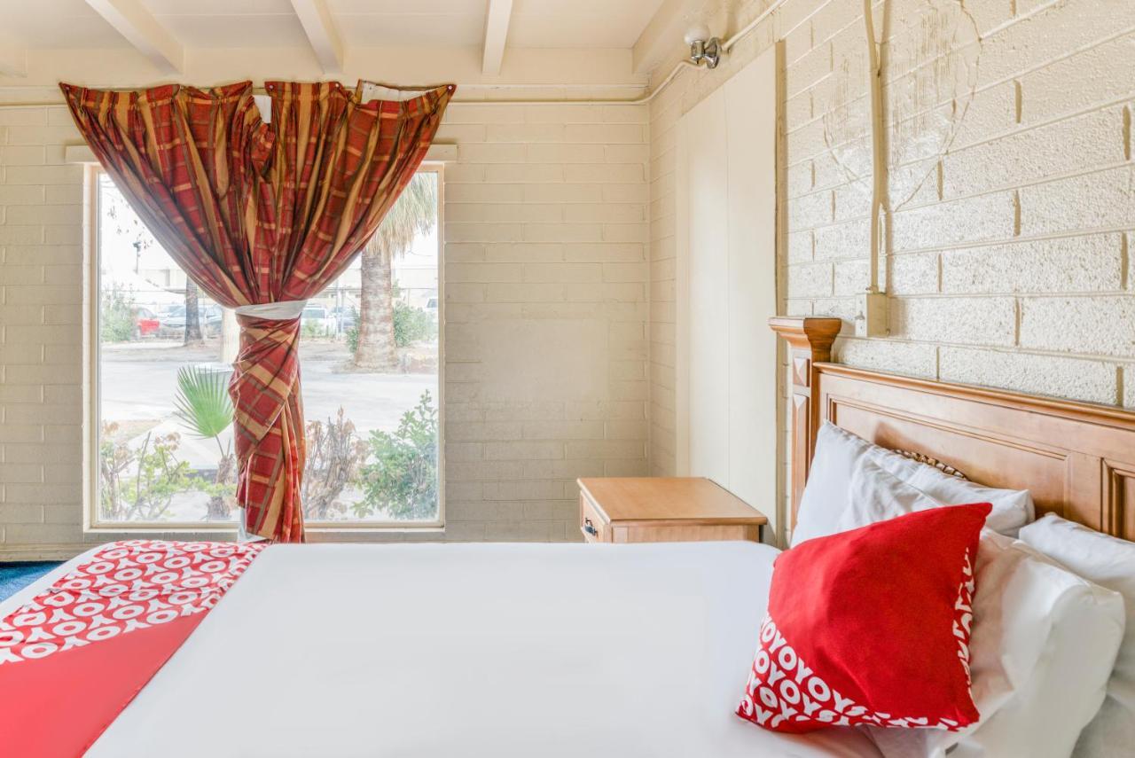 Oyo Oasis Motel Las Vegas I-15 Zewnętrze zdjęcie